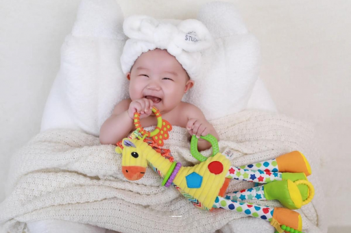 仙桃宝宝的口欲期 仙桃宝宝的口欲期